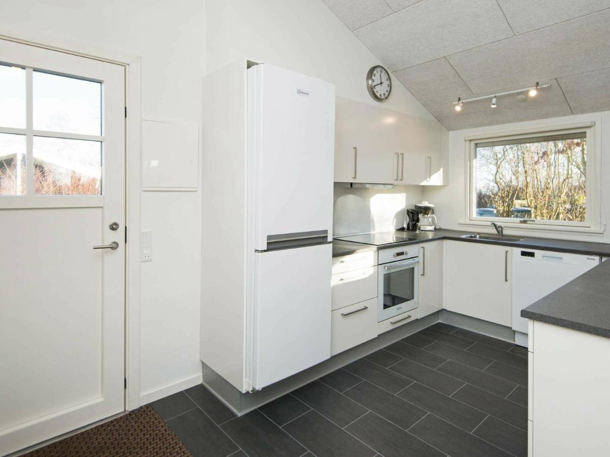 8 Person Holiday Home In B Rkop Egeskov  Экстерьер фото